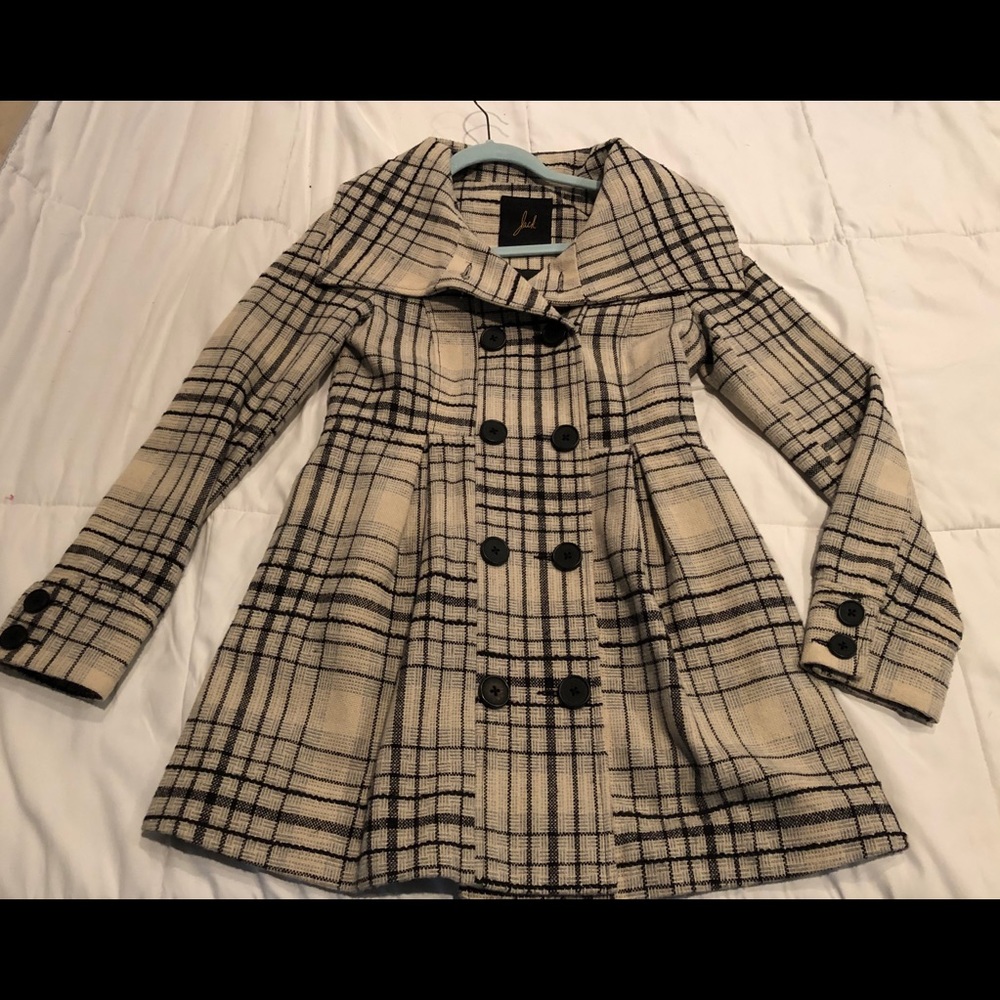 Black and white plaid jacket/coat